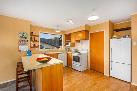 Photo of property in 8 The Sounding, Whitby, Porirua, 5024