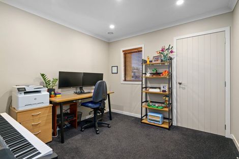 Photo of property in 5 Glenroy Place, Cambridge, 3434