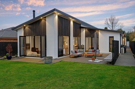 Photo of property in 111 Tomes Road, St Albans, Christchurch, 8052