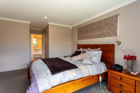 Photo of property in 15 Pollock Place, Rolleston, 7614