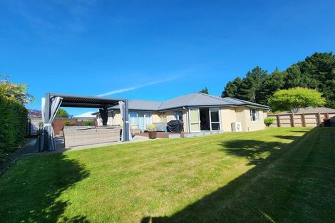 Photo of property in 26 Pohutukawa Crescent, Parklands, Christchurch, 8083