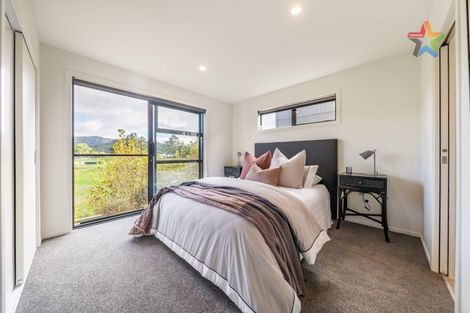 Photo of property in 81 Te Ara O Papatahi, Wainuiomata, Lower Hutt, 5014