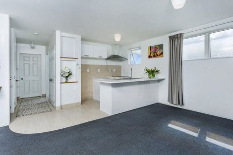 Photo of property in 44a Waverley Avenue, Glenfield, Auckland, 0629