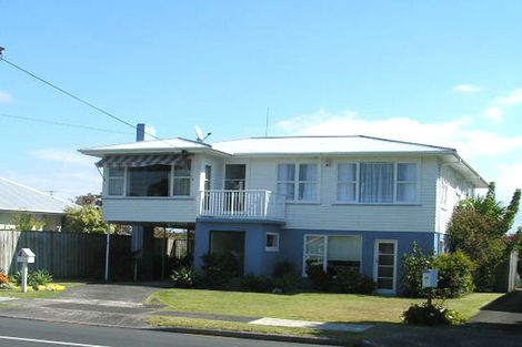 Photo of property in 2/108 Forrest Hill Road, Forrest Hill, Auckland, 0620