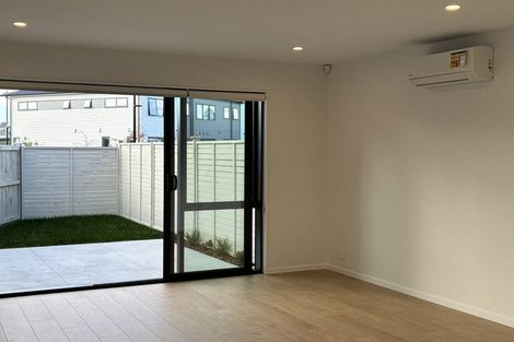 Photo of property in 131 Waituarua Drive, Takanini, Auckland, 2112