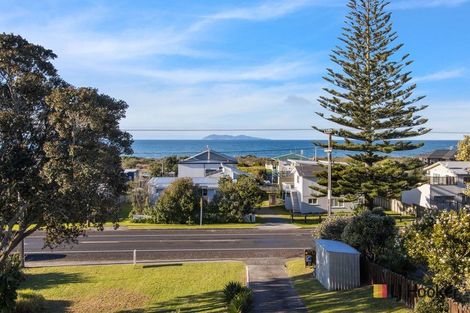 Photo of property in 196 Seaforth Road, Waihi Beach, 3611