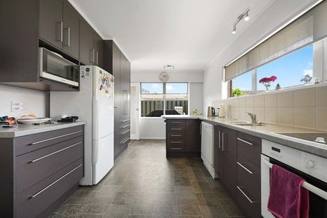 Photo of property in 18 Bernard Street, Chedworth, Hamilton, 3210