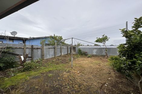 Photo of property in 98 Fisher Crescent, Otara, Auckland, 2023