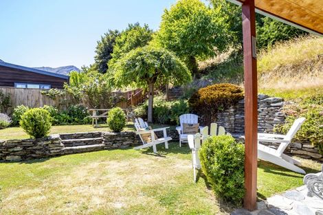 Photo of property in 43 Mcdonnell Road, Arrowtown, 9302