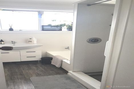 Photo of property in 1 Oxford Street, Waimate, 7924