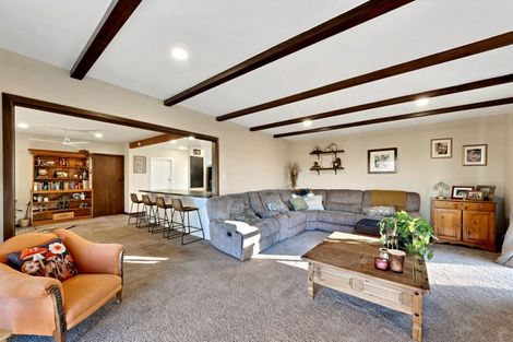 Photo of property in 73 Warren Crescent, Hillmorton, Christchurch, 8025