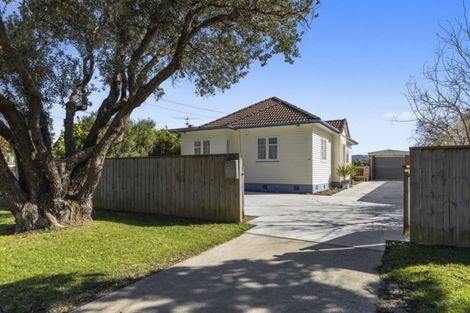 Photo of property in 89 Riverside Drive, Waiwhetu, Lower Hutt, 5010