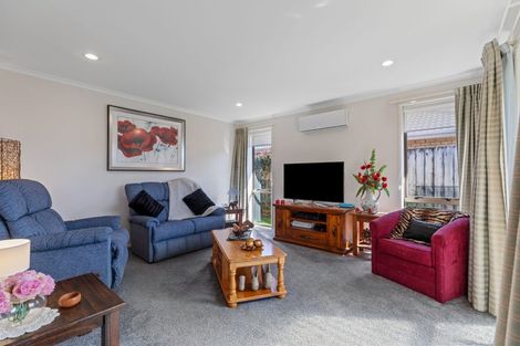 Photo of property in 20 Beachmere Place, Papamoa Beach, Papamoa, 3118