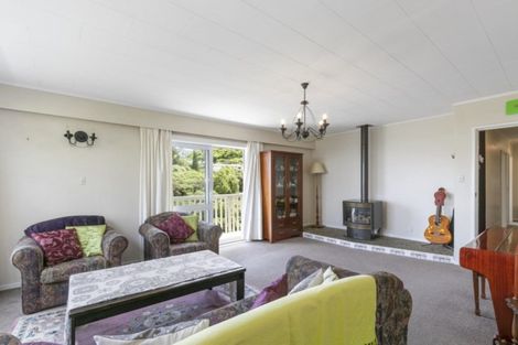 Photo of property in 84 Dowse Drive, Maungaraki, Lower Hutt, 5010