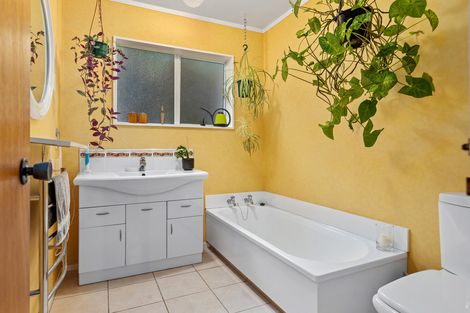 Photo of property in 49 Roberts Road, Lansdowne, Masterton, 5810