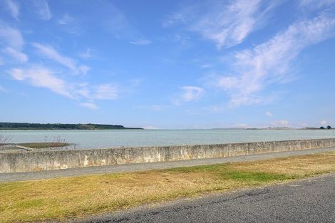 Photo of property in 11 Hartley Street, Foxton Beach, Foxton, 4815