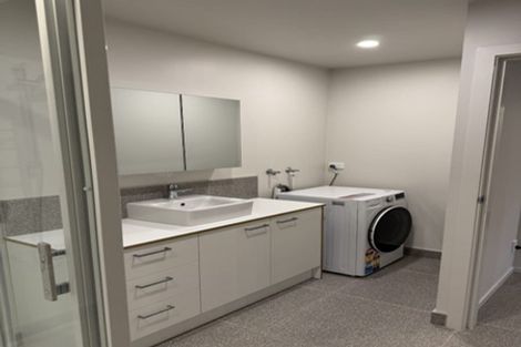 Photo of property in 13 Waikato Street, Island Bay, Wellington, 6023