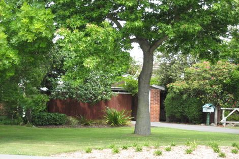 Photo of property in 16 Toorak Avenue, Avonhead, Christchurch, 8042