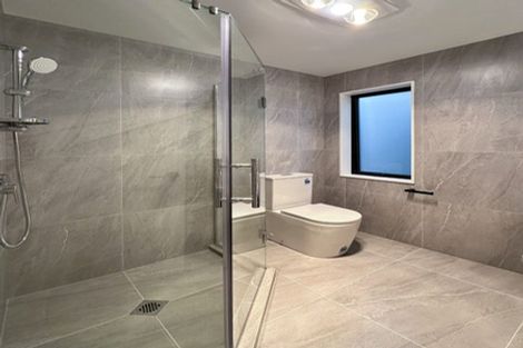 Photo of property in 14c Serjeant Street, Henderson, Auckland, 0612