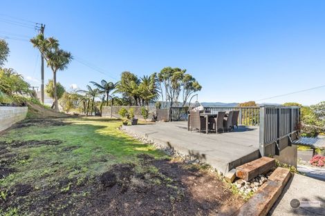 Photo of property in 73 Miromiro Road, Normandale, Lower Hutt, 5010