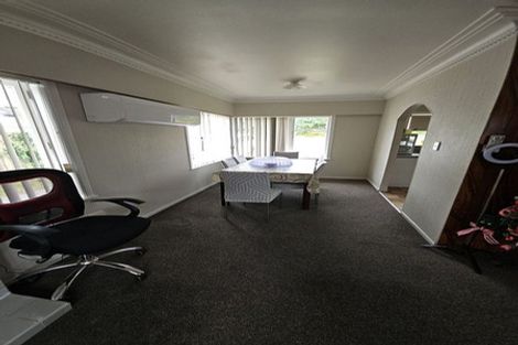 Photo of property in 91 Wallace Road, Mangere Bridge, Auckland, 2022