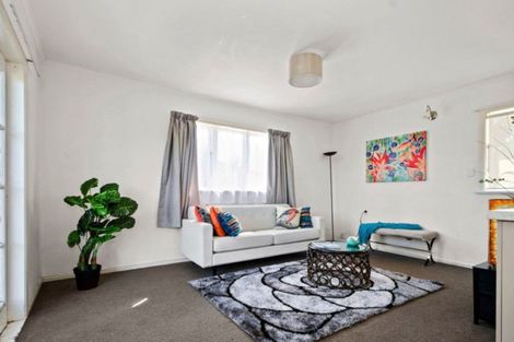 Photo of property in 102 Dominion Road, Papakura, 2110