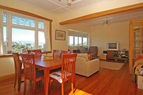 Photo of property in 8 Raroa Crescent, Northland, Wellington, 6012