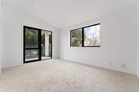 Photo of property in 7/122 Archibald Road, Kelston, Auckland, 0602