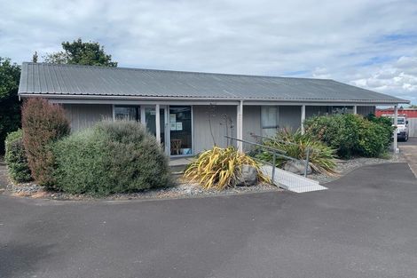 Photo of property in 18 Girven Road, Mount Maunganui, 3116