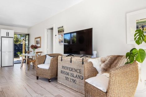 Photo of property in 1/98 Perry Street, Papanui, Christchurch, 8053