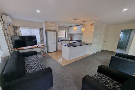 Photo of property in 109 Everglade Drive, Totara Heights, Auckland, 2105