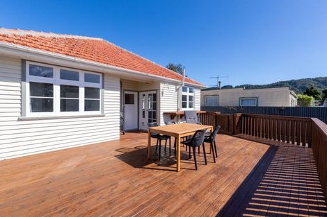 Photo of property in 60 Pine Avenue, Ebdentown, Upper Hutt, 5018