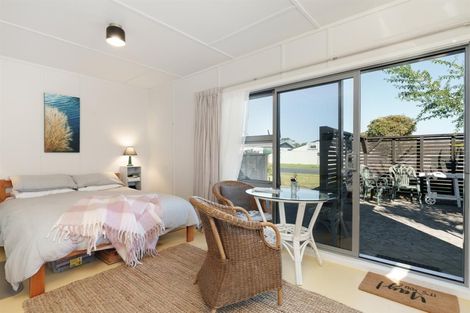 Photo of property in 355 Pukehina Parade, Pukehina, Te Puke, 3189