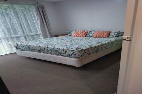 Photo of property in 2/115 Boundary Road, Clover Park, Auckland, 2019