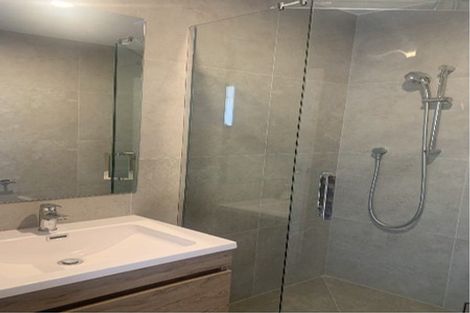 Photo of property in 2/14 Ayr Road, Pakuranga, Auckland, 2010