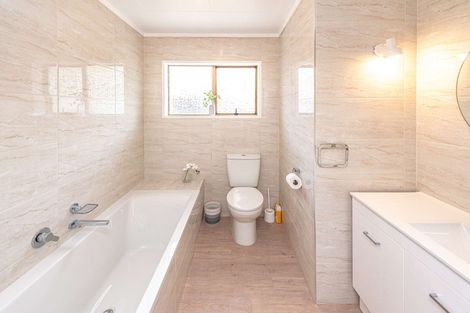 Photo of property in 42 Quick Avenue, Aramoho, Whanganui, 4500