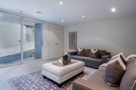 Photo of property in 28 Ewen Street, Takapuna, Auckland, 0622