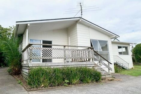 Photo of property in 3 Montego Place, Weymouth, Auckland, 2103