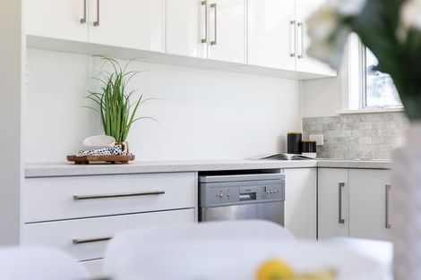 Photo of property in 25 Loongana Street, Waitangirua, Porirua, 5024