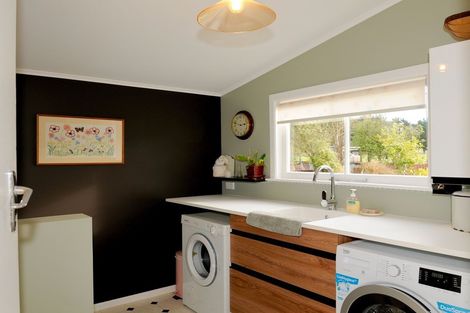 Photo of property in 64 Waihao Back Road, Waimate, 7979