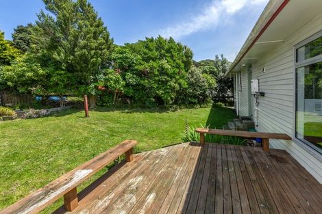 Photo of property in 2 Donlin Road, Pukerua Bay, 5026