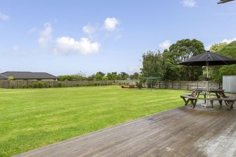 Photo of property in 18 Omana Avenue, Shelly Beach, Helensville, 0874