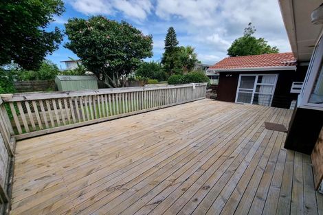 Photo of property in 116 Sturges Road, Henderson, Auckland, 0612