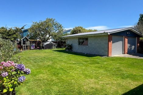 Photo of property in 54 Wingate Street, Redwood, Christchurch, 8051
