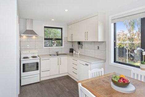 Photo of property in 2/29 Blakehall Place, Spreydon, Christchurch, 8024