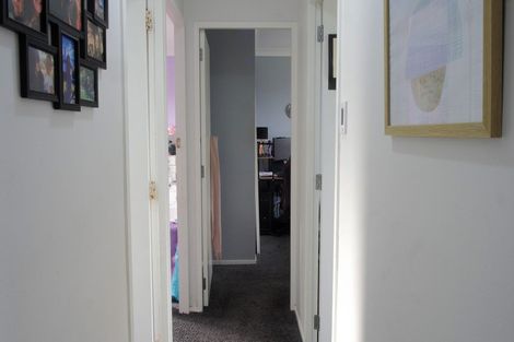 Photo of property in 10 Custom Street, Ashhurst, 4810