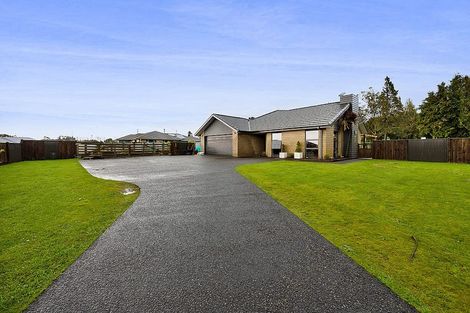 Photo of property in 34 Mercade Close, Stratford, 4332