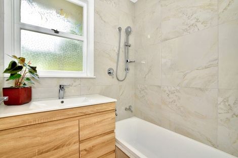 Photo of property in 84 Sutherland Road, Brookfield, Tauranga, 3110