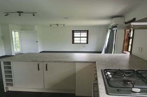 Photo of property in 2/85 Meadway, Sunnyhills, Auckland, 2010
