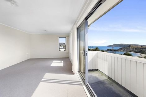 Photo of property in 37 Pikarere Street, Titahi Bay, Porirua, 5022